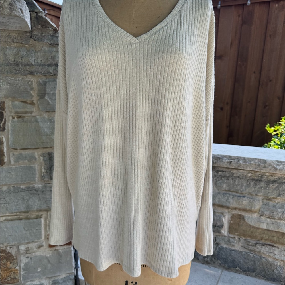 Time and Tru Women's V-Neck Sweater